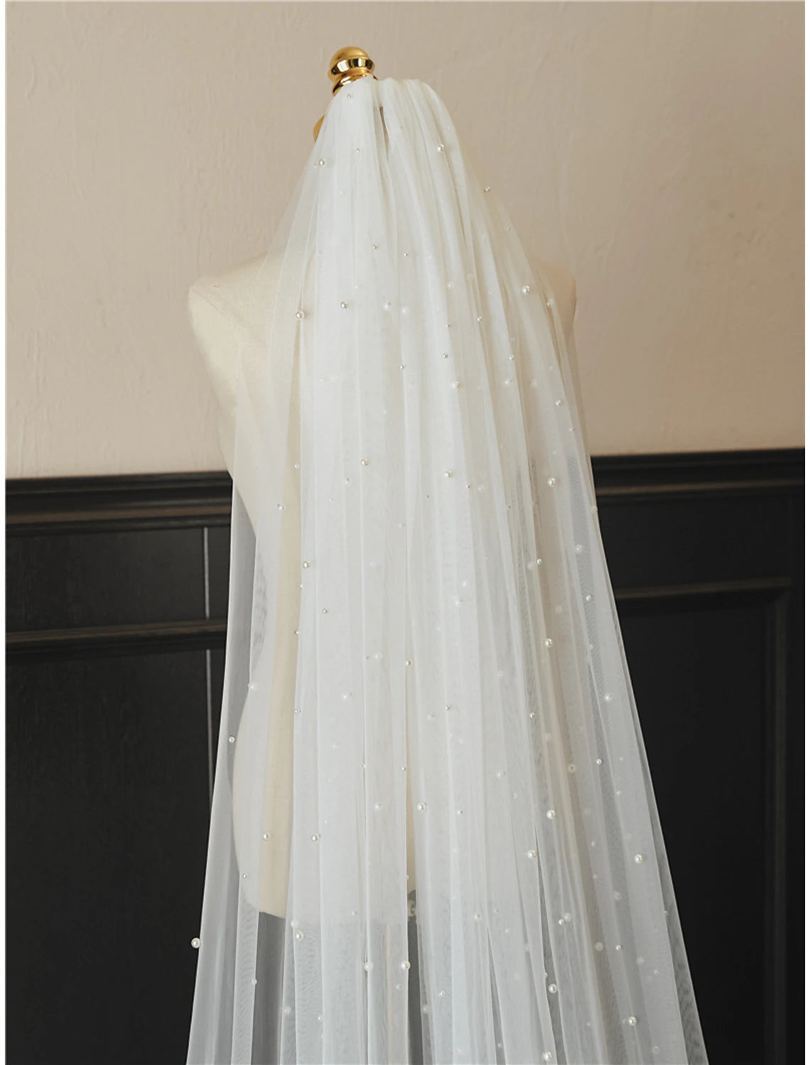 One-tier Pearls Wedding Veil Cathedral Veils