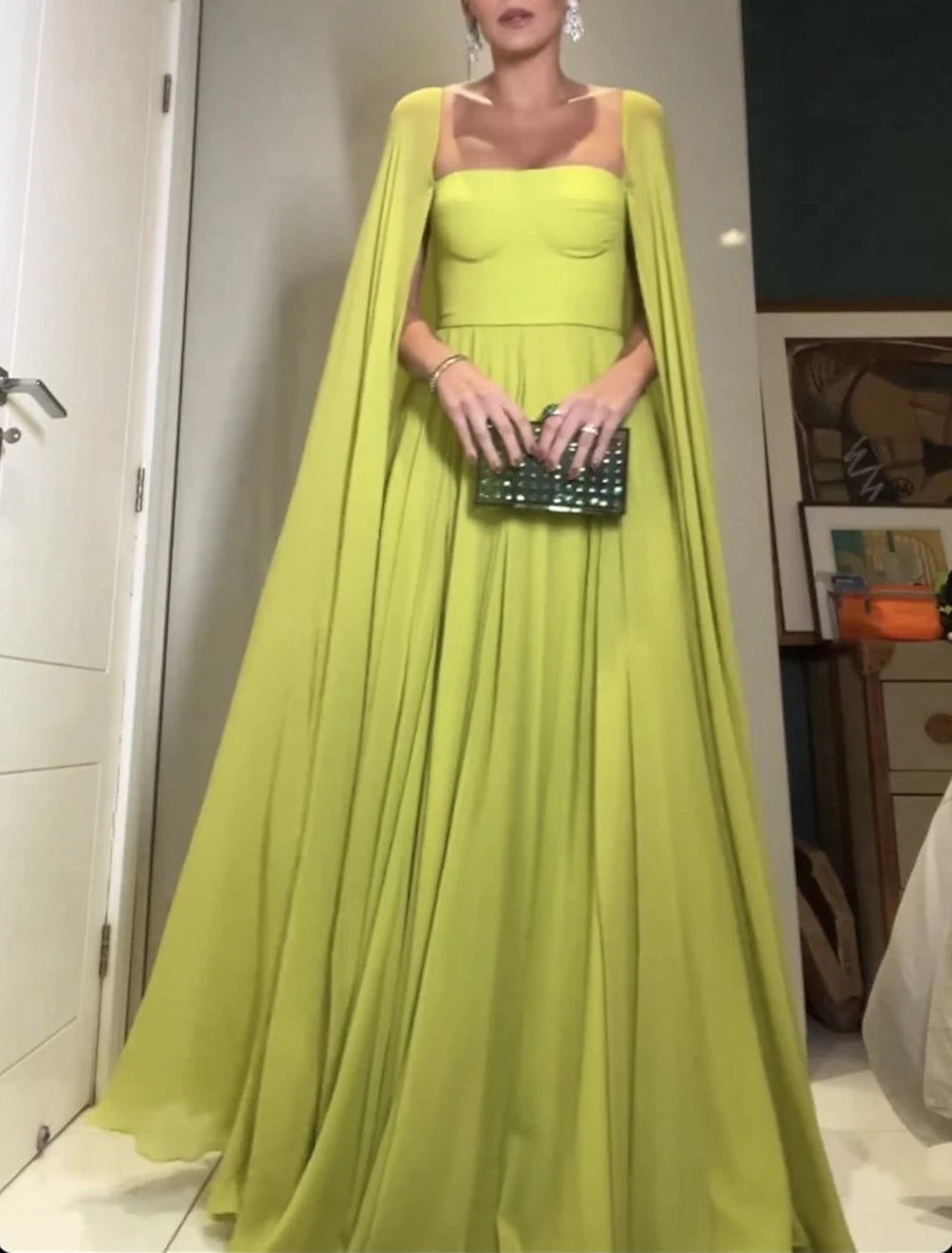 A-Line Evening Gown Elegant Dress Formal Wedding Party Dress Floor Length Sleeveless Strapless Capes Chiffon