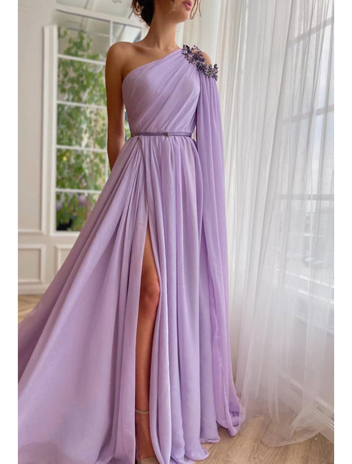 A-Line Prom Gown Elegant Dress Formal Wedding Guest Sweep / Brush Train Sleeveless One Shoulder Capes Chiffon