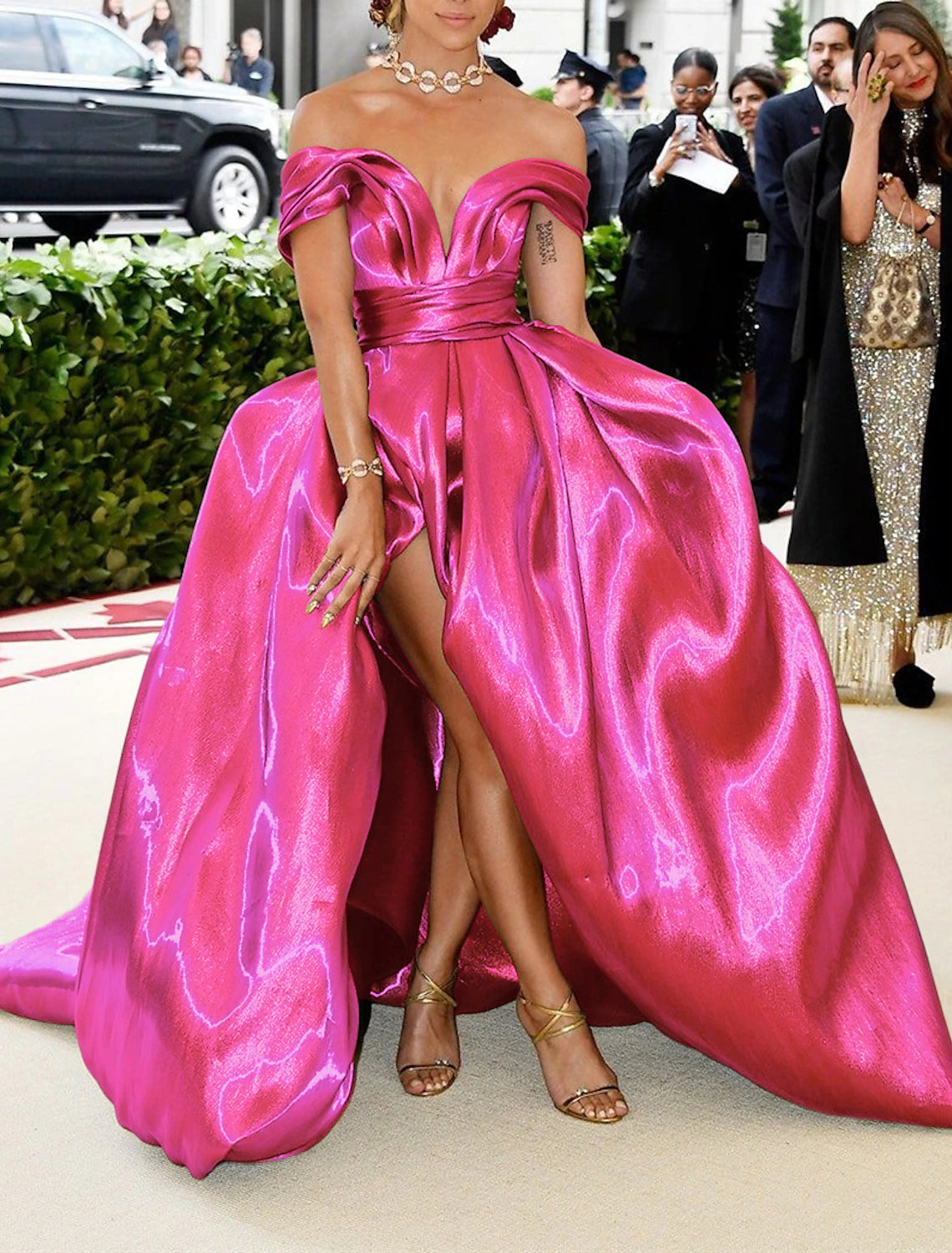 A-Line Evening Gown Gold Prom Dress Carnival Celebrity Sparkle Dress Floor Length Sleeveless Off Shoulder Satin