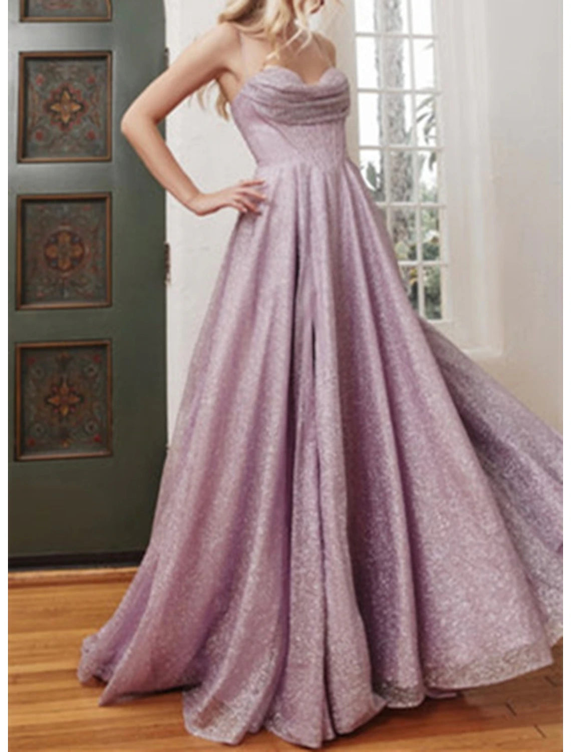 Robe de bal trapèze scintillante, robe de soirée formelle, traîne courte, sans manches, col bénitier, tulle