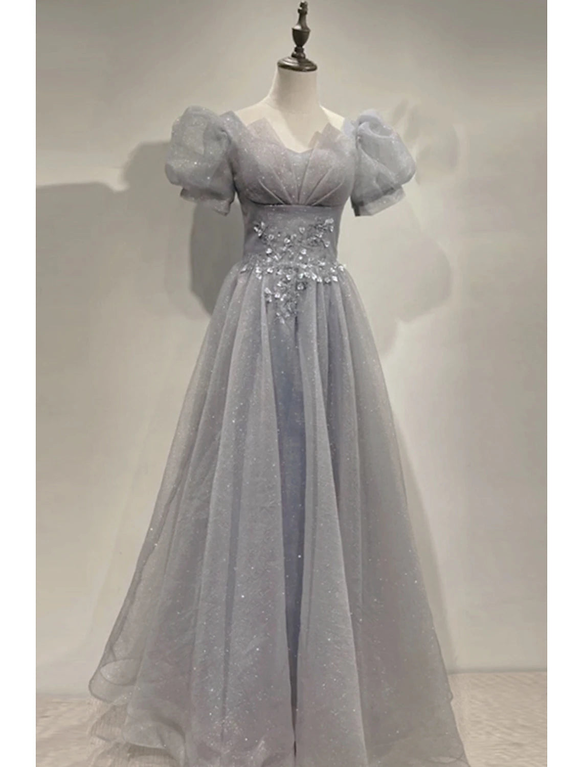 Robe de soirée de bal trapèze scintillante et brillante, longueur au sol, manches courtes, col en V, tulle, pour la Saint-Valentin