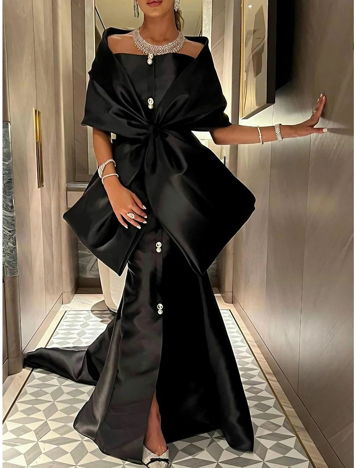 Mermaid / Trumpet Evening Gown Elegant Dress Formal Court Train Half Sleeve Off Shoulder Satin